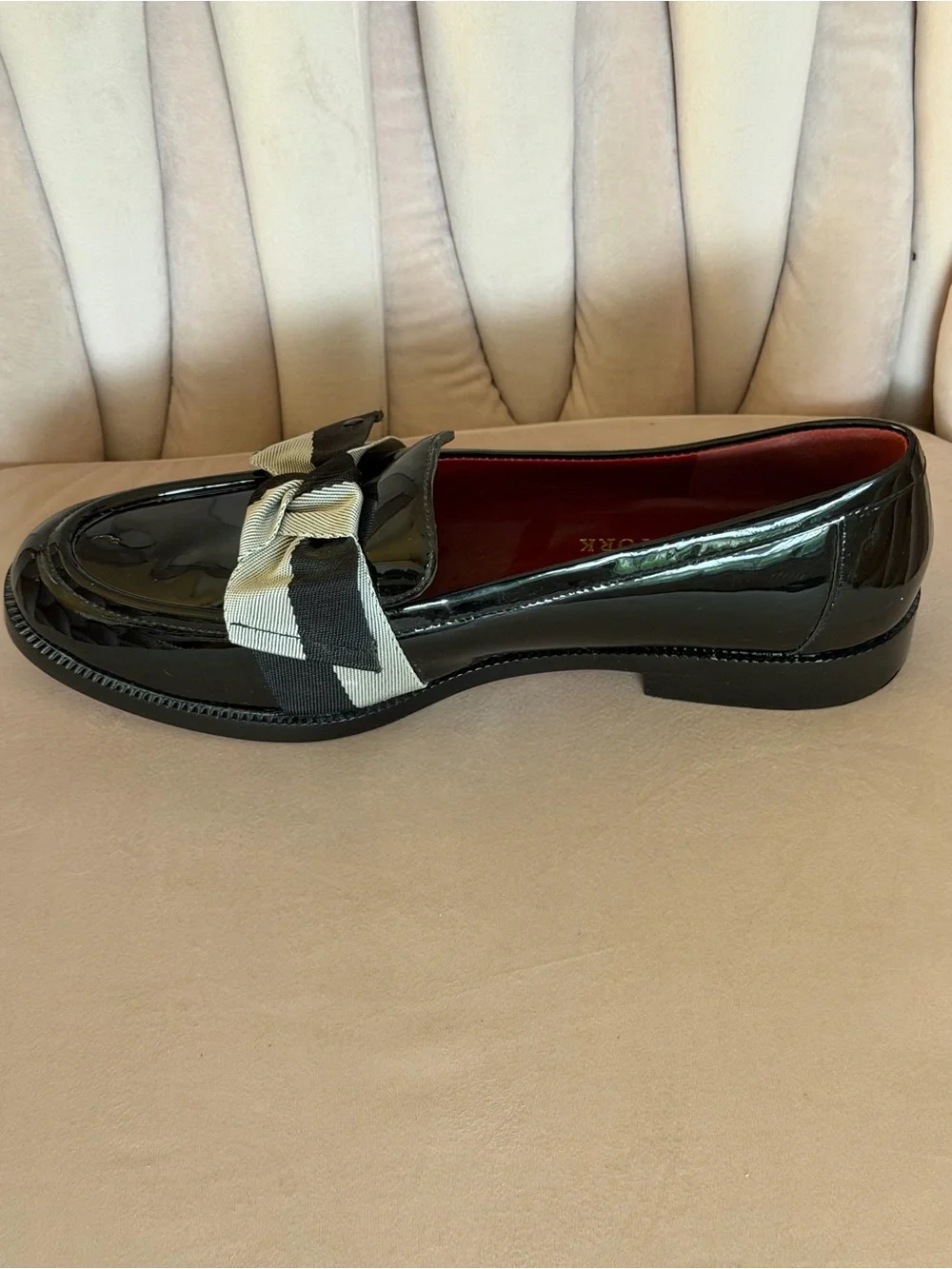 kate spade Leandra Black Patent Leather Loafers w/ Gray & Black Bow RETAIL $198